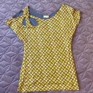 Anthropologie shirt, size M